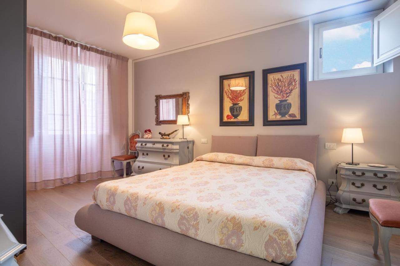 Stunning & Luxurious 1br 1 Min Walk By Duomo Appartement